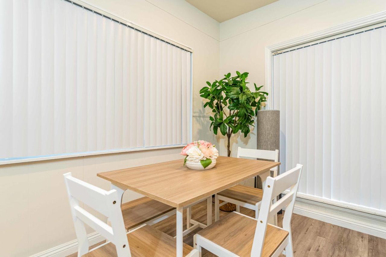Newly Remodeled 2B1B House On Historic Route 66 Villa เกลนโดรา ภายนอก รูปภาพ